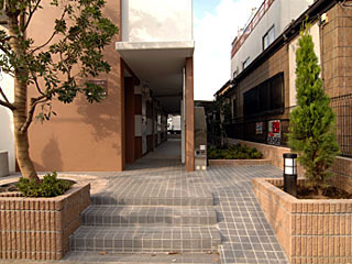 【エントランス】 | ウィステリア２