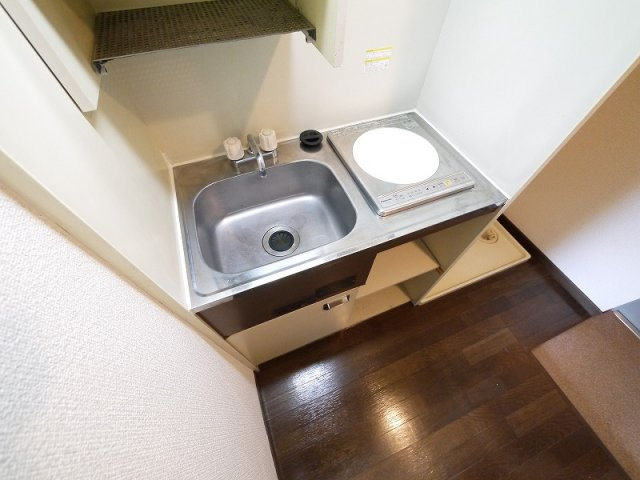 シティパレス佐保川Ｐ６のキッチン|コンパクトなキッチンで掃除もラクラク