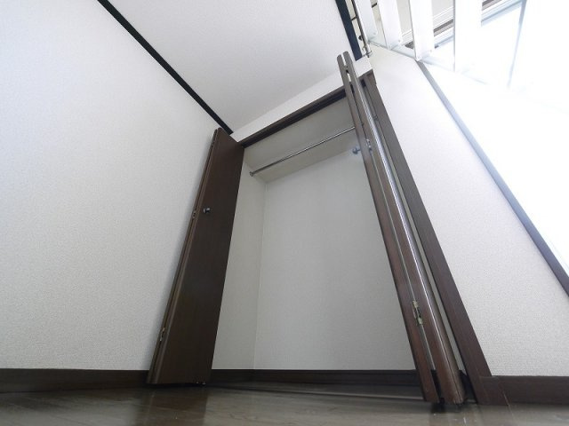 シティパレス佐保川Ｐ６の収納|便利な収納スペースです