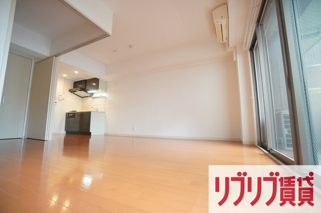 セザン新町の居間・リビング