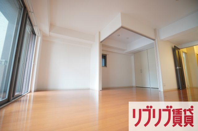 セザン新町の居間・リビング