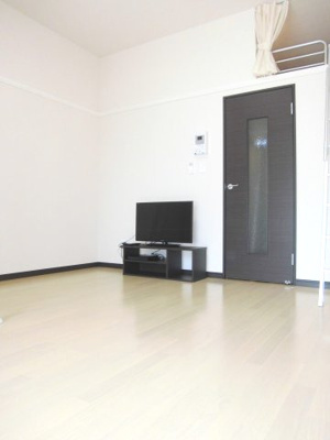 【内装】 | アーバンブルー | 同タイプ室内