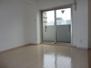 【洋室】 | ディオレ・クレスト東心斎橋