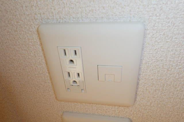 ベラルーチェⅠの設備|電話モジュラー