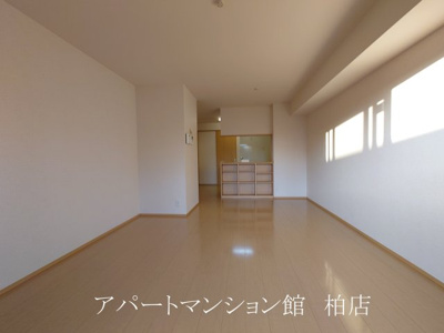 【居間・リビング】 | シャルマン