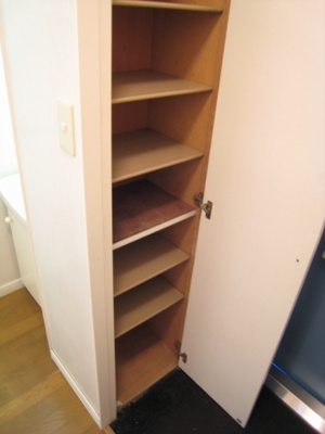 【玄関】 | ミカドA | シューズボックスも造り付けであります。