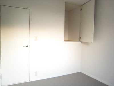 【洋室】 | ミカドA | 洋室２にも収納あります！