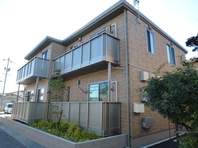 倉敷市新田のアパートの外観