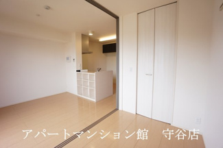 【寝室】 | Bright one