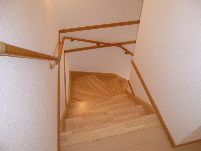 ベル　アンジュAのその他|階段