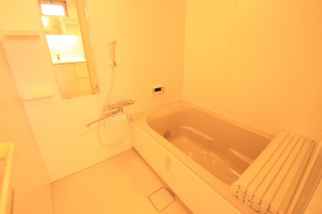 フローラ光陽の浴室