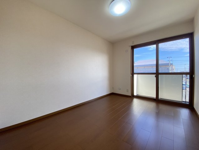 サニーハイツの洋室