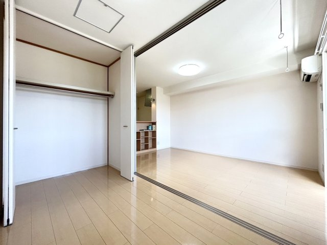 ピソ レセンテの内装