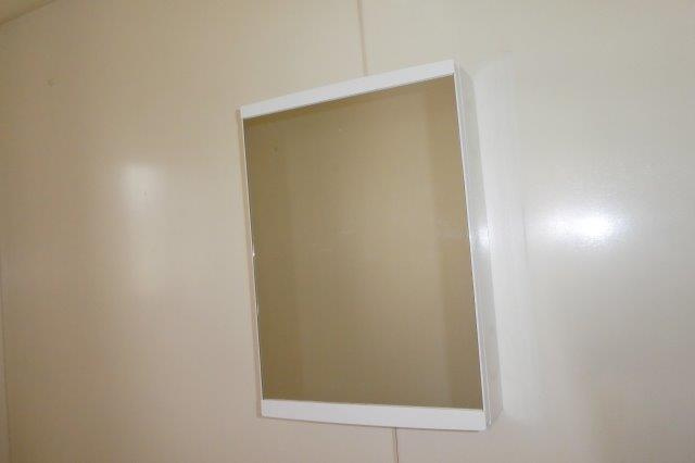 アルパーク２１の浴室|浴室鏡収納