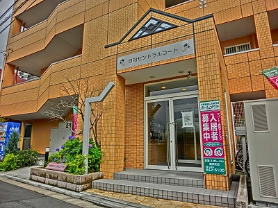 日向セントラルコートのエントランス|日向セントラルコート エントランス