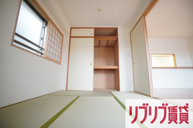 グランダジュール千葉みなとの寝室