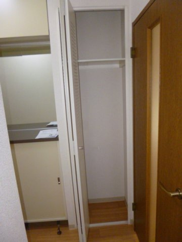 ディアコート市川の収納