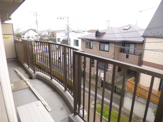ディアコート市川のバルコニー