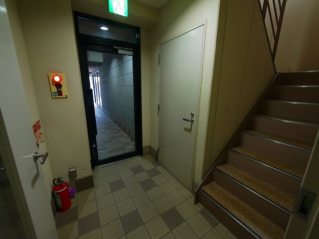 メゾン・ド・ボヌール（東向北町）のエントランス|落ち着いたエントランスです