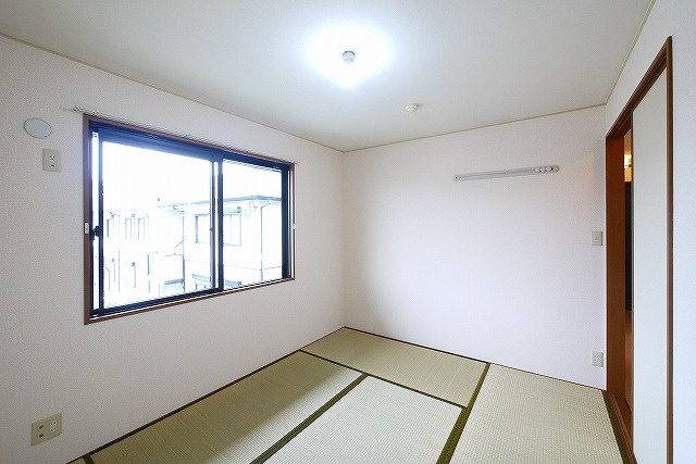 ベルメゾン大幸Bの内装|ゆったりとくつろげる和室です