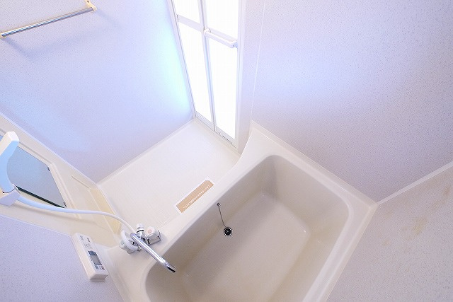 ベルメゾン大幸Bの浴室|ゆったり過ごせるお風呂です