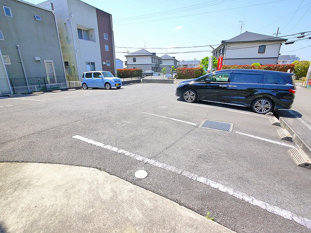 ベルメゾン大幸Bの駐車場|駐車スペースもあります