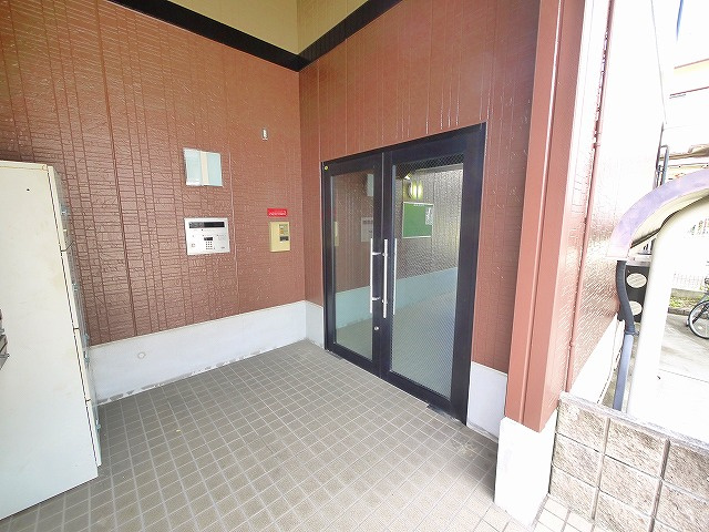 チェルヴォ（阪新屋町）のエントランス|ゆとりのあるエントランスです