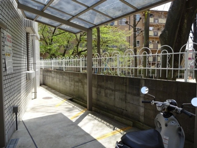 【その他共用部分】 | パークヴィラ | バイク置場