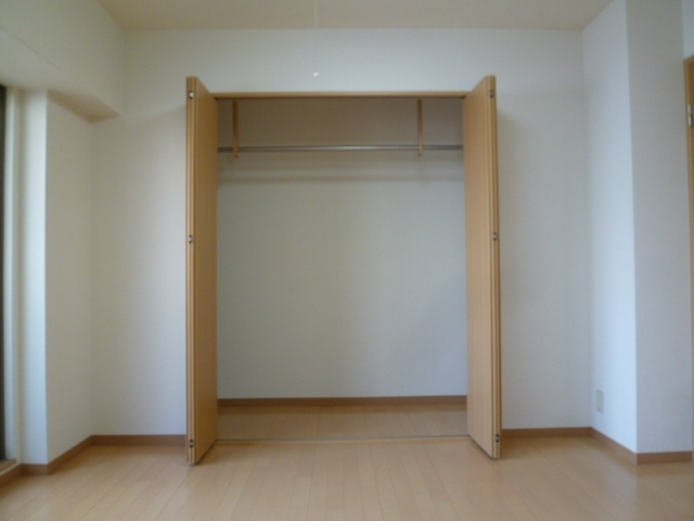 絢野ビルの収納