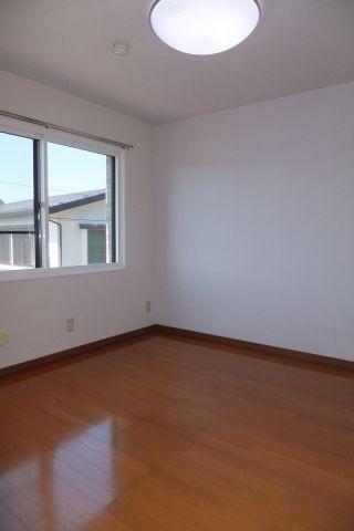 レーベンの寝室