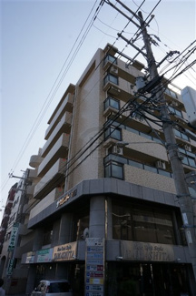 【外観】 | １～２階はテナント