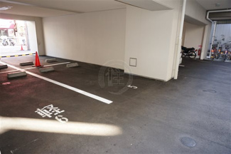 【駐車場】 | 敷地内駐車場です