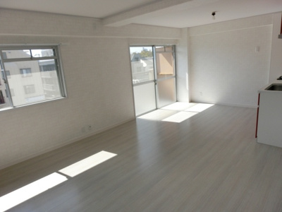 【居間・リビング】 | ナルタキハイツ