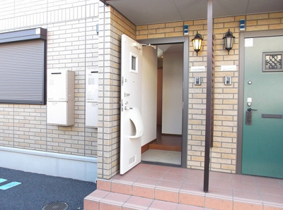 【エントランス】 | イエロー アイリスＡ