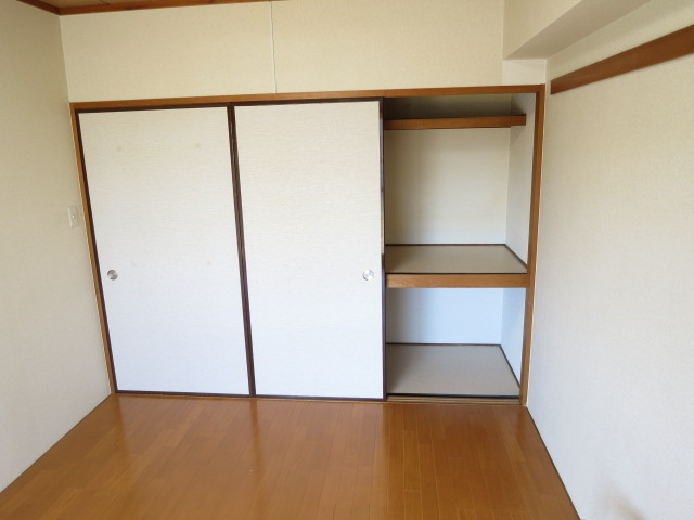 ホワイトプラザの収納