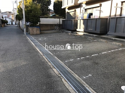 【駐車場】 | パークアレイ武庫川（鳴尾駅・武庫川女子大） | パークアレイ武庫川の外観です