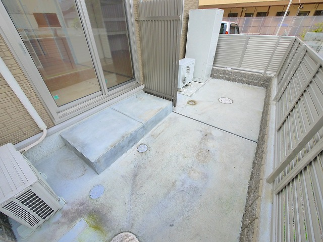 セントレジス八尾の庭|お庭も活用できます
