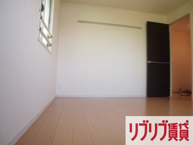 ヒラリバーの洋室