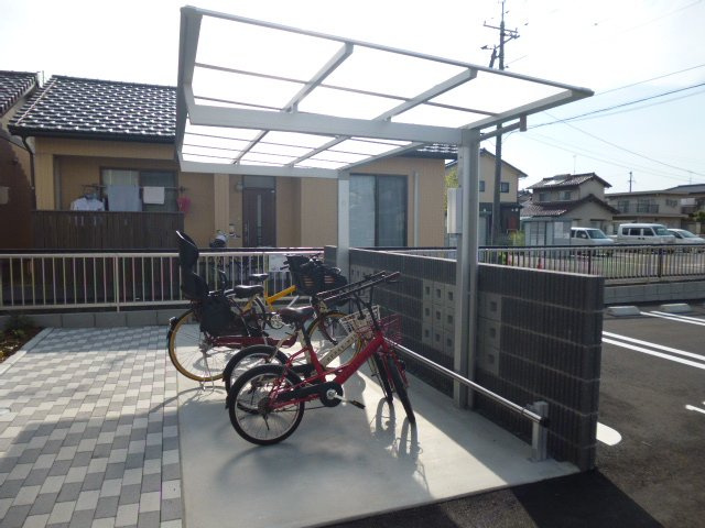 倉敷市真備町川辺のアパートのその他共用部分|自転車置き場