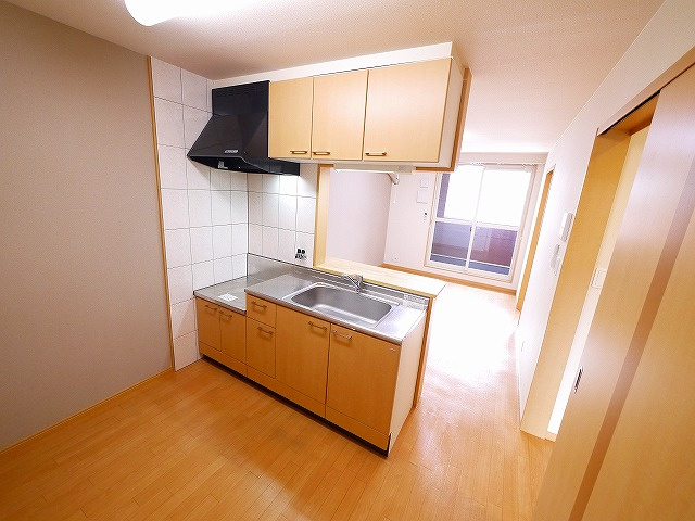 サンフィットヒルズ　Ａのキッチン|お料理しやすいキッチンです