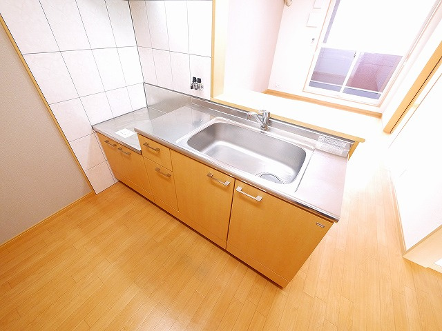 サンフィットヒルズ　Ａのキッチン|キッチンでお料理をお楽しみください