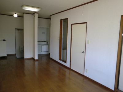 【居間・リビング】 | コーポ小林 | ＜コーポ小林＞