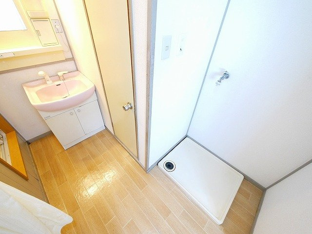 平尾ハイツの設備|室内洗濯置場