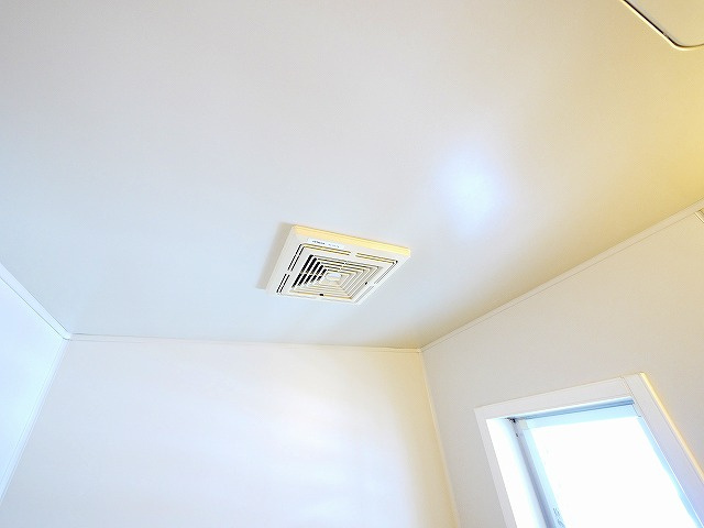 平尾ハイツの浴室|コンパクトで使いやすいお風呂です