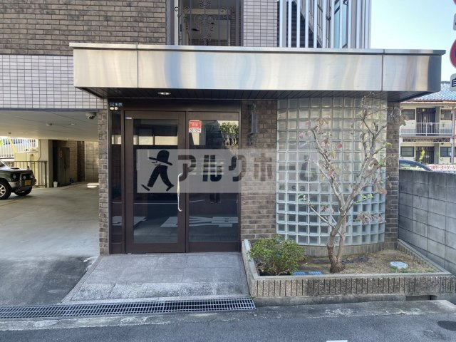 ハイツブリックスのエントランス