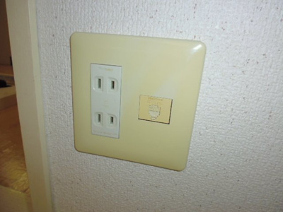 【設備】 | グリーンクラーク | 電話モジュラー