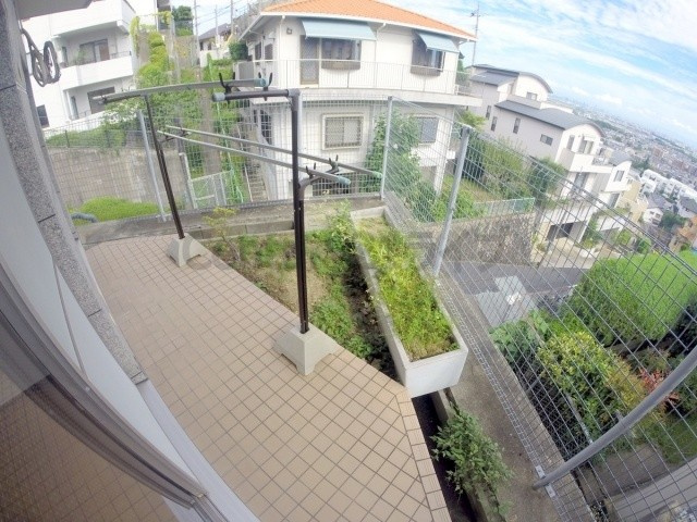 【バルコニー】 | エスタ雲雀丘