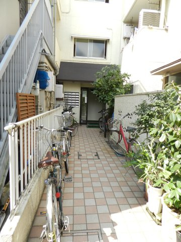 【エントランス】 | 鳥利マンション