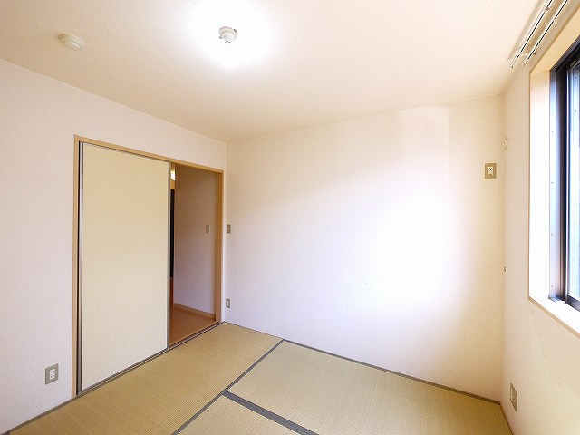 リーベンデールの和室|畳の上でゆっくりとくつろげる和室です