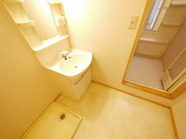 リーベンデールの洗面所|コンパクトで使いやすい洗面所